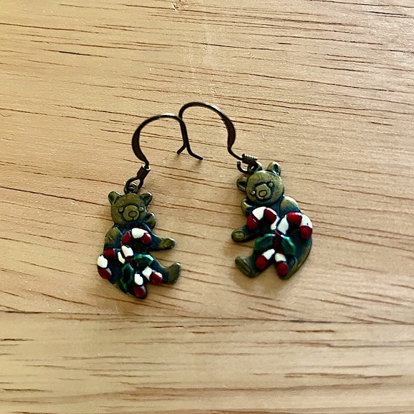 Vintage Christmas Teddy Bear Dangle Earrings. Hook Closure. Hand painted Brass. - Picture 2 of 5